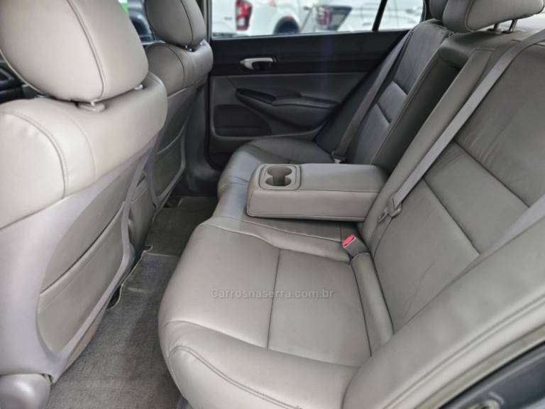 HONDA - CIVIC - 2007/2007 - Cinza - R$ 49.900,00