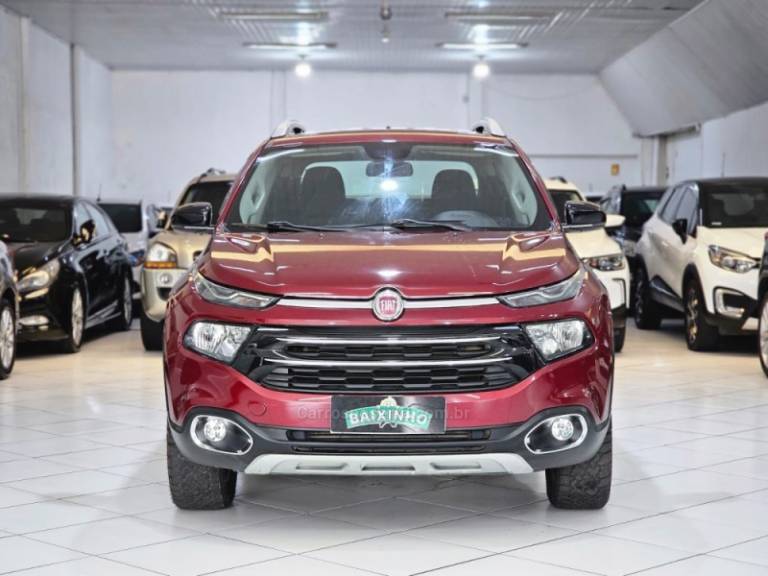 FIAT - TORO - 2017/2017 - Vermelha - R$ 109.900,00
