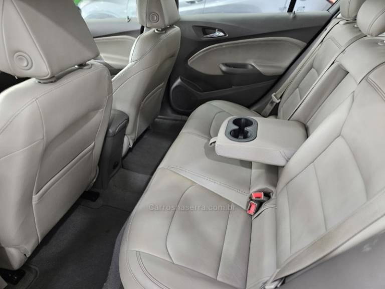 CHEVROLET - CRUZE - 2017/2017 - Preta - R$ 89.900,00