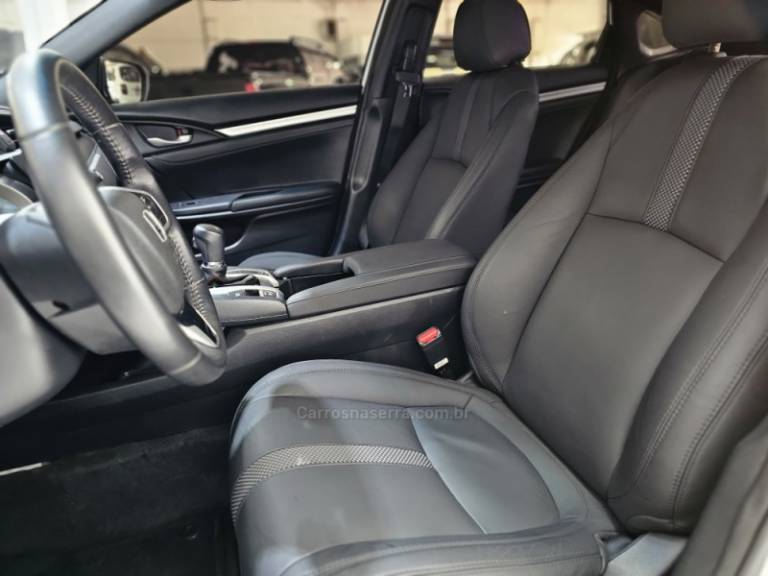 HONDA - CIVIC - 2020/2020 - Branca - R$ 115.900,00