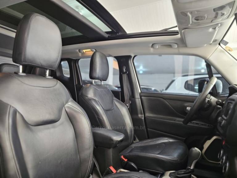 JEEP - RENEGADE - 2016/2016 - Branca - R$ 79.900,00