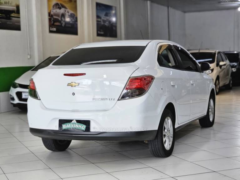 CHEVROLET - PRISMA - 2014/2014 - Branca - R$ 55.900,00