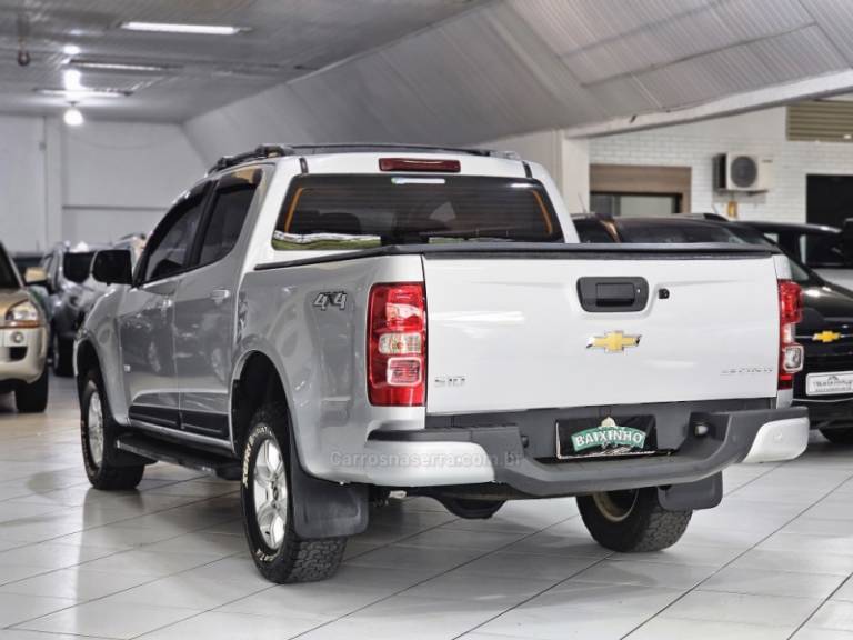 CHEVROLET - S10 - 2019/2019 - Prata - R$ 149.900,00