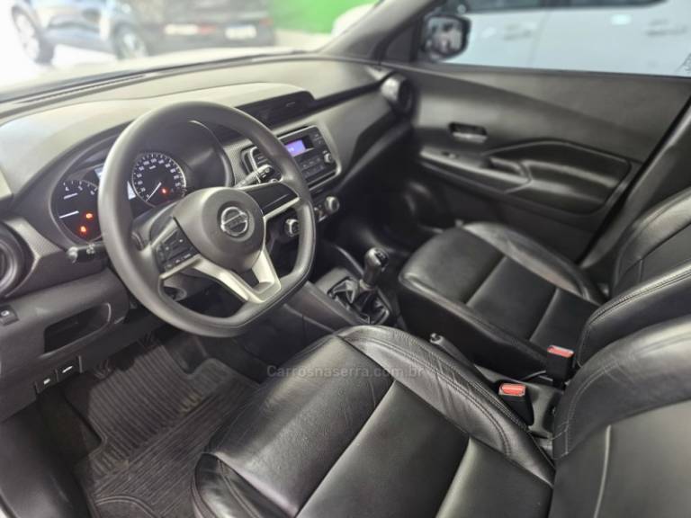 NISSAN - KICKS - 2018/2018 - Branca - R$ 79.900,00