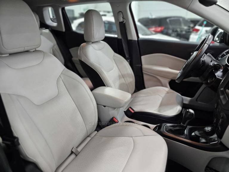 JEEP - COMPASS - 2018/2018 - Vermelha - R$ 115.900,00