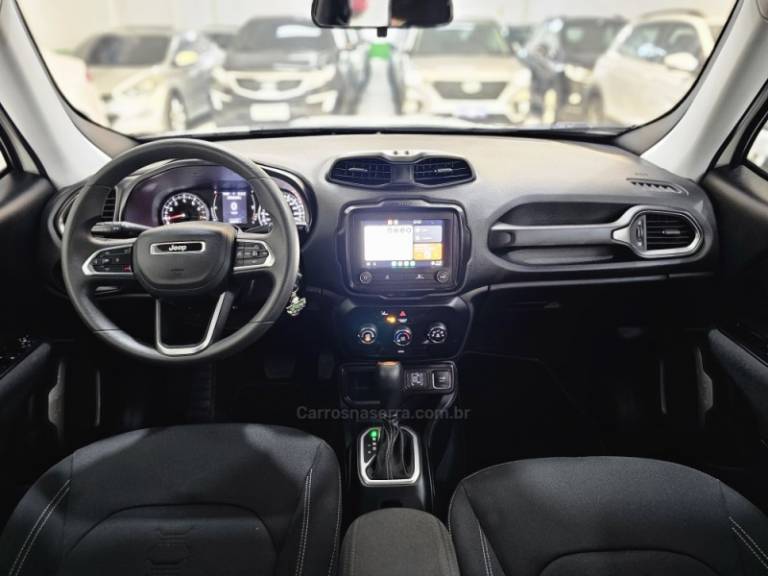 JEEP - RENEGADE - 2023/2023 - Branca - R$ 111.900,00
