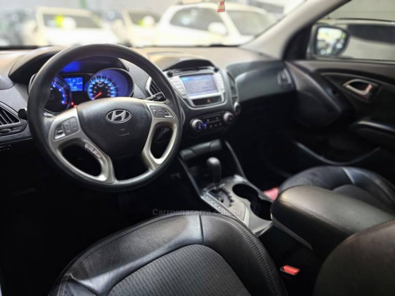 HYUNDAI - IX35 - 2014/2014 - Prata - R$ 75.900,00