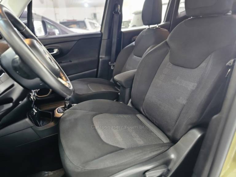 JEEP - RENEGADE - 2016/2016 - Verde - R$ 69.900,00