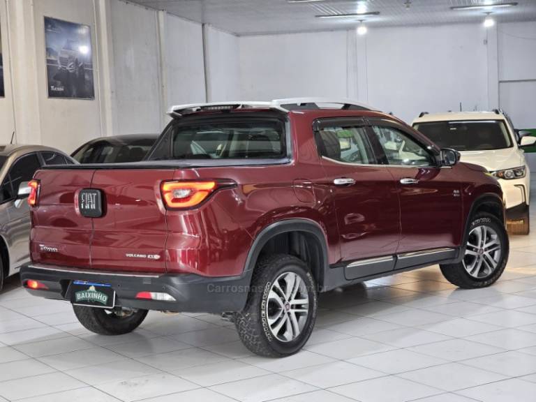 FIAT - TORO - 2017/2017 - Vermelha - R$ 109.900,00