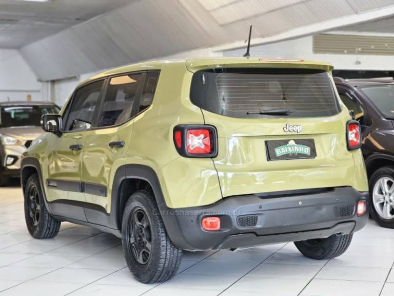 JEEP - RENEGADE - 2016/2016 - Verde - R$ 69.900,00