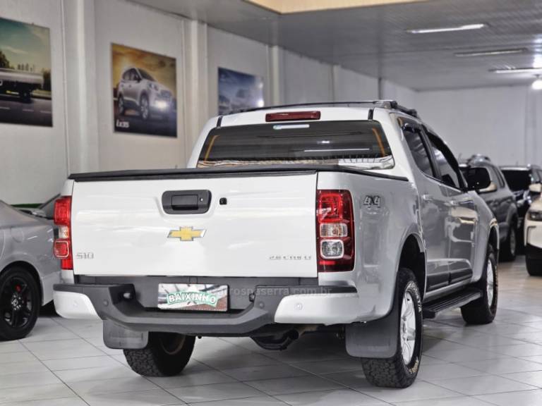 CHEVROLET - S10 - 2019/2019 - Prata - R$ 149.900,00