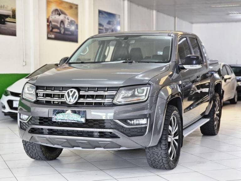 VOLKSWAGEN - AMAROK - 2018/2018 - Cinza - R$ 159.900,00