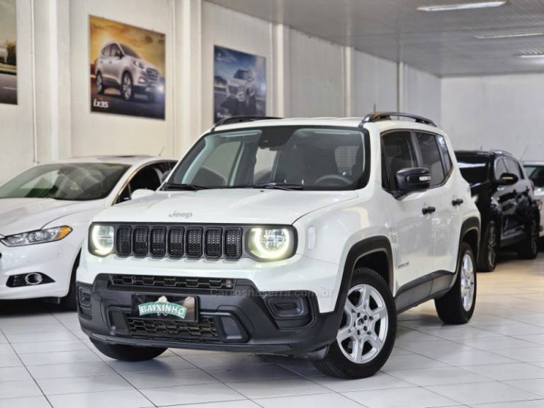 JEEP - RENEGADE - 2023/2023 - Branca - R$ 111.900,00