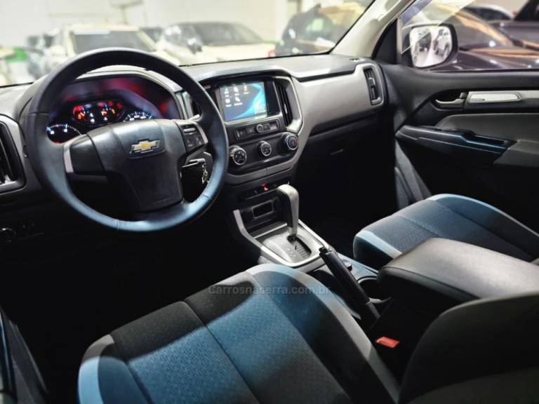 CHEVROLET - S10 - 2019/2019 - Prata - R$ 149.900,00