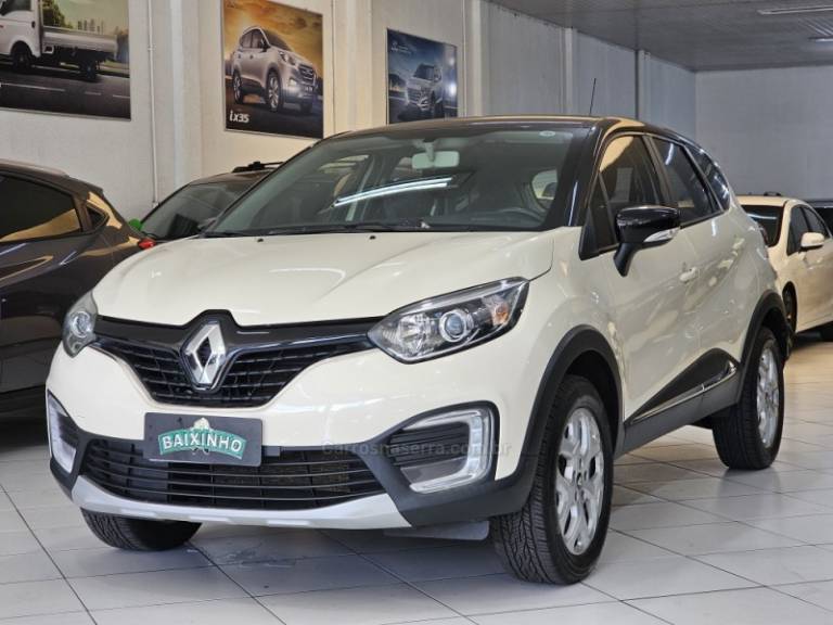 RENAULT - CAPTUR - 2019/2019 - Branca - R$ 79.900,00