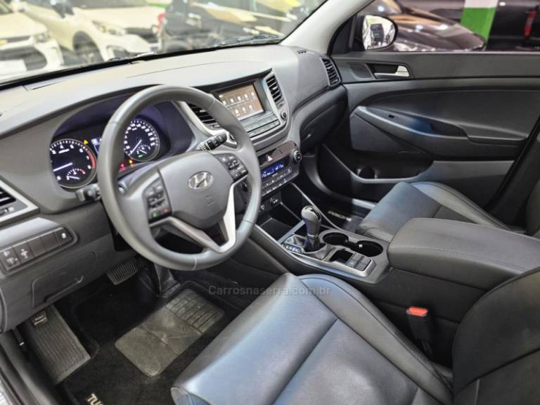 HYUNDAI - TUCSON - 2021/2021 - Cinza - R$ 125.900,00