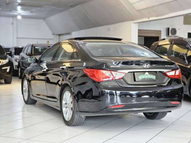 HYUNDAI - SONATA - 2012/2012 - Preta - R$ 69.900,00