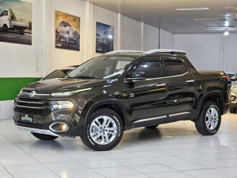 FIAT - TORO - 2017/2017 - Verde - R$ 109.900,00