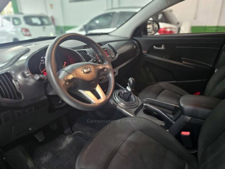KIA MOTORS - SPORTAGE - 2013/2013 - Preta - R$ 71.900,00