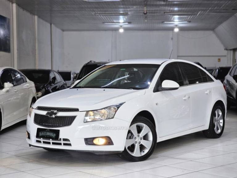 CHEVROLET - CRUZE - 2013/2013 - Branca - R$ 64.900,00