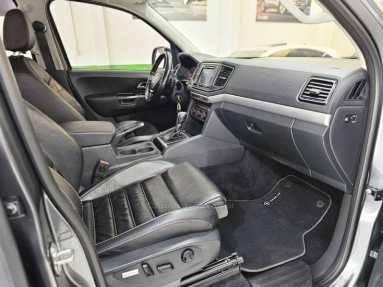 VOLKSWAGEN - AMAROK - 2018/2018 - Cinza - R$ 159.900,00