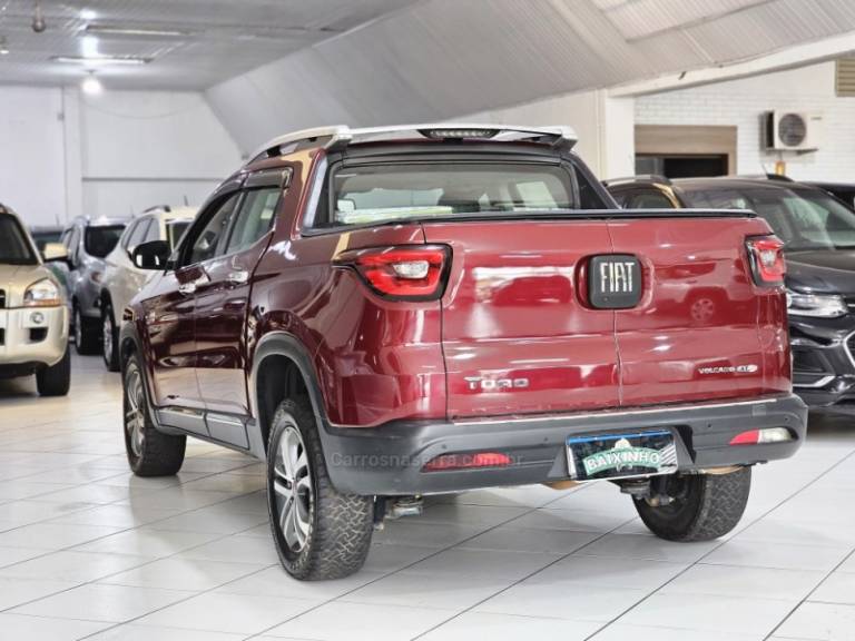 FIAT - TORO - 2017/2017 - Vermelha - R$ 109.900,00