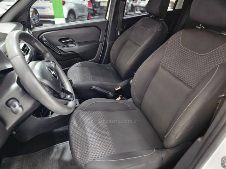 RENAULT - OROCH - 2023/2023 - Branca - R$ 94.900,00