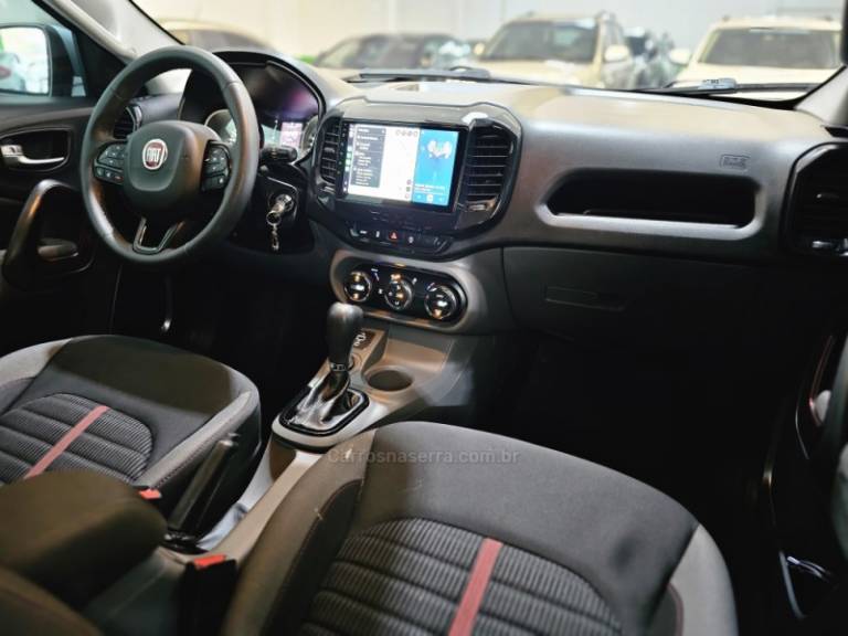 FIAT - TORO - 2018/2018 - Prata - R$ 93.900,00