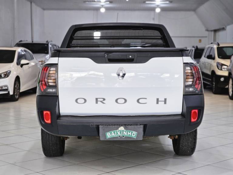 RENAULT - OROCH - 2023/2023 - Branca - R$ 94.900,00