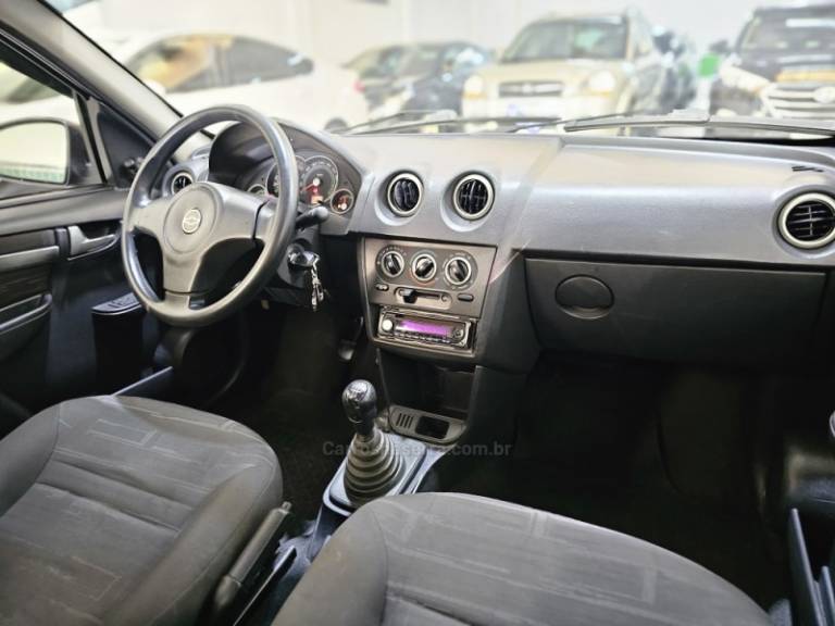 CHEVROLET - PRISMA - 2011/2011 - Preta - R$ 33.900,00