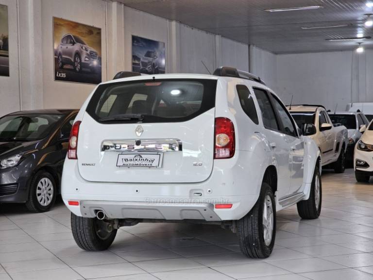 RENAULT - DUSTER - 2015/2015 - Branca - R$ 62.900,00