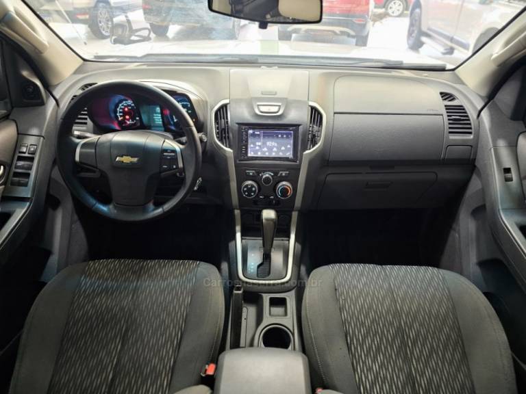 CHEVROLET - S10 - 2013/2013 - Branca - R$ 114.900,00