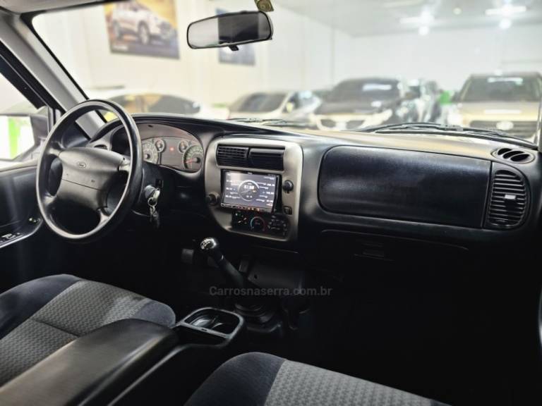 FORD - RANGER - 2010/2010 - Preta - R$ 64.900,00