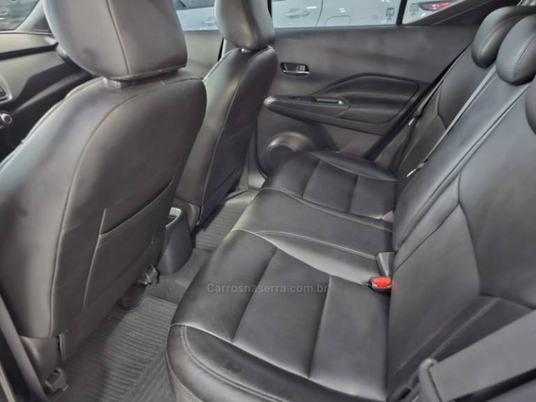 NISSAN - KICKS - 2018/2018 - Branca - R$ 79.900,00