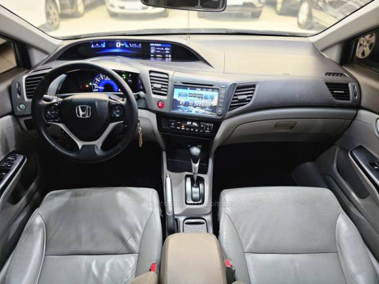 HONDA - CIVIC - 2014/2014 - Cinza - R$ 74.900,00