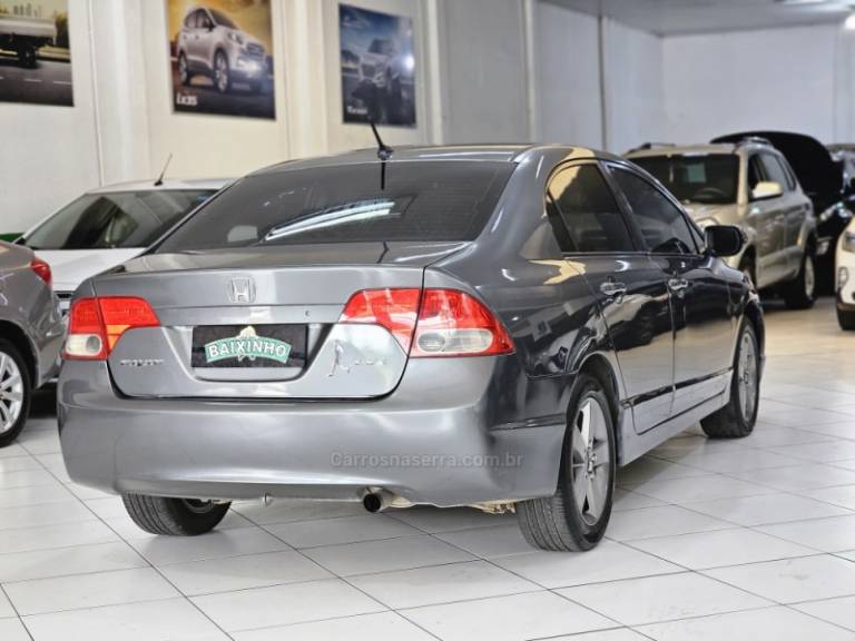 HONDA - CIVIC - 2007/2007 - Cinza - R$ 49.900,00