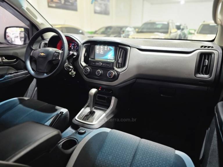 CHEVROLET - S10 - 2019/2019 - Prata - R$ 149.900,00