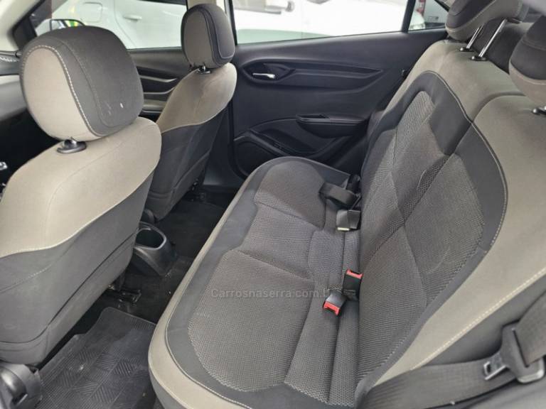 CHEVROLET - PRISMA - 2014/2014 - Branca - R$ 55.900,00