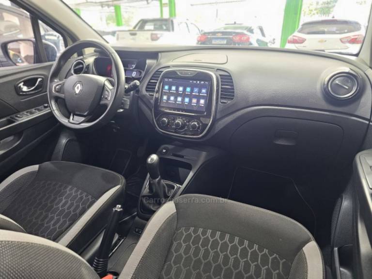 RENAULT - CAPTUR - 2019/2019 - Branca - R$ 79.900,00
