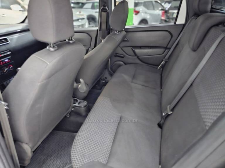 RENAULT - OROCH - 2023/2023 - Branca - R$ 94.900,00