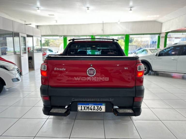 FIAT - STRADA - 2017/2017 - Vermelha - R$ 69.900,00