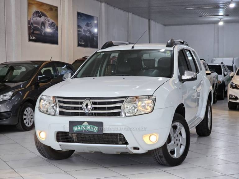 RENAULT - DUSTER - 2015/2015 - Branca - R$ 62.900,00
