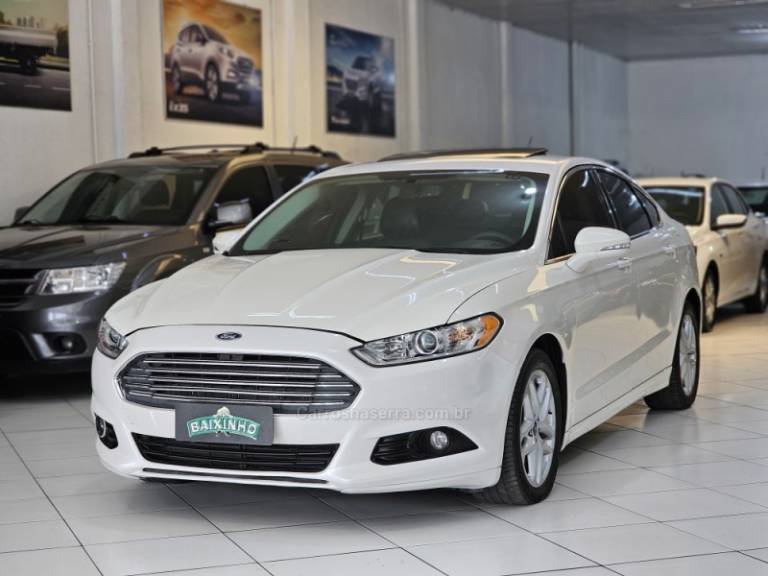FORD - FUSION - 2014/2014 - Branca - R$ 75.900,00