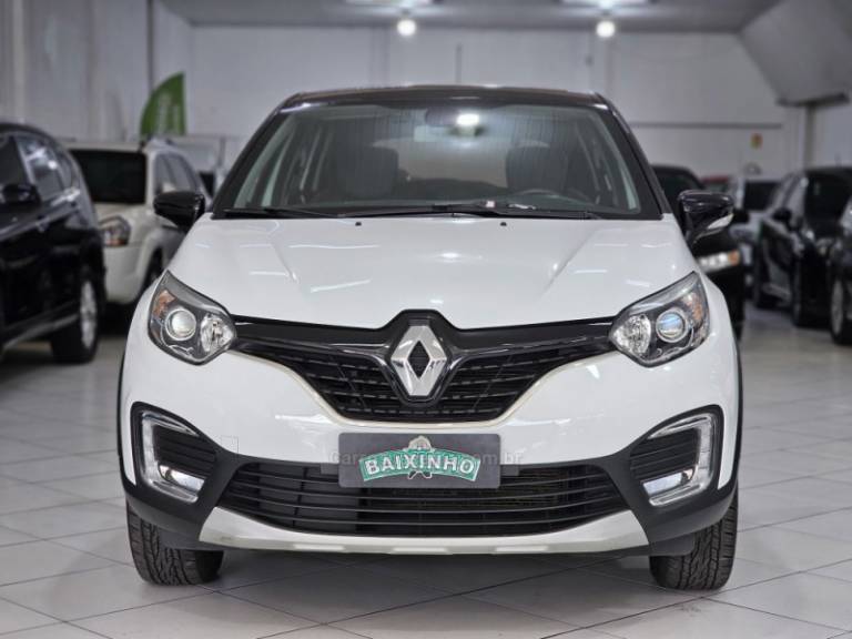 RENAULT - CAPTUR - 2020/2020 - Branca - R$ 82.900,00