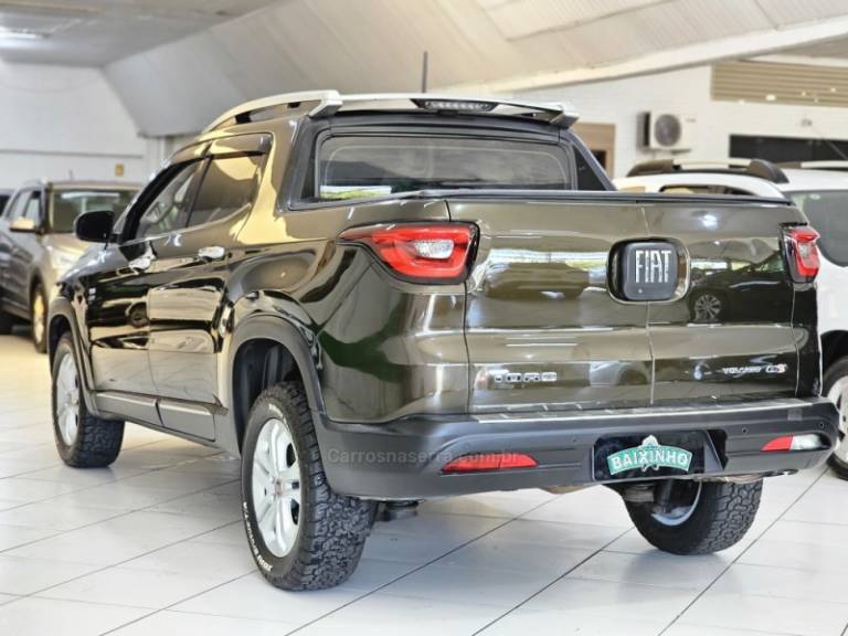 FIAT - TORO - 2017/2017 - Verde - R$ 109.900,00