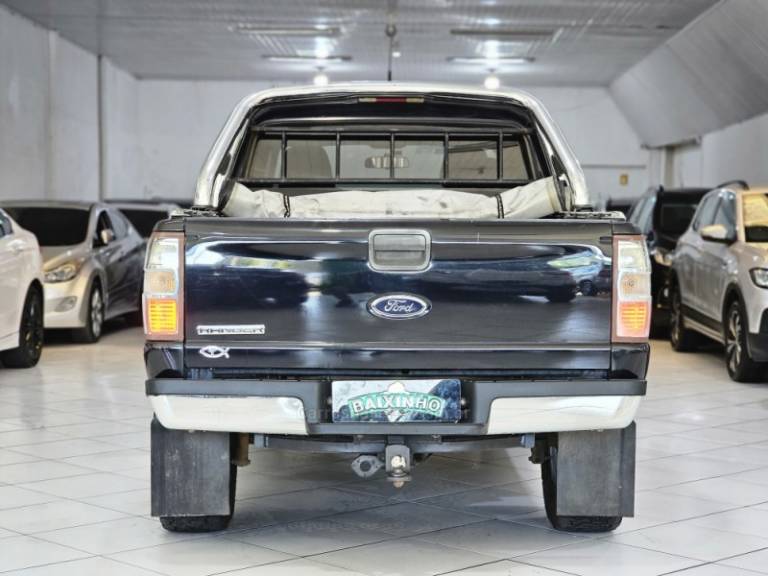 FORD - RANGER - 2010/2010 - Preta - R$ 64.900,00