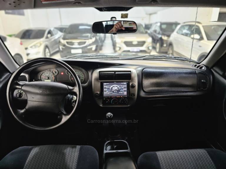 FORD - RANGER - 2010/2010 - Preta - R$ 64.900,00