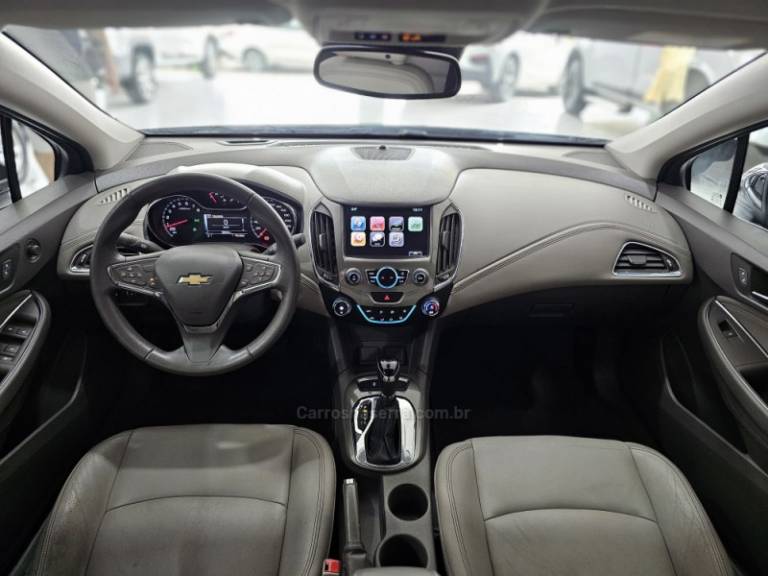 CHEVROLET - CRUZE - 2017/2017 - Preta - R$ 89.900,00