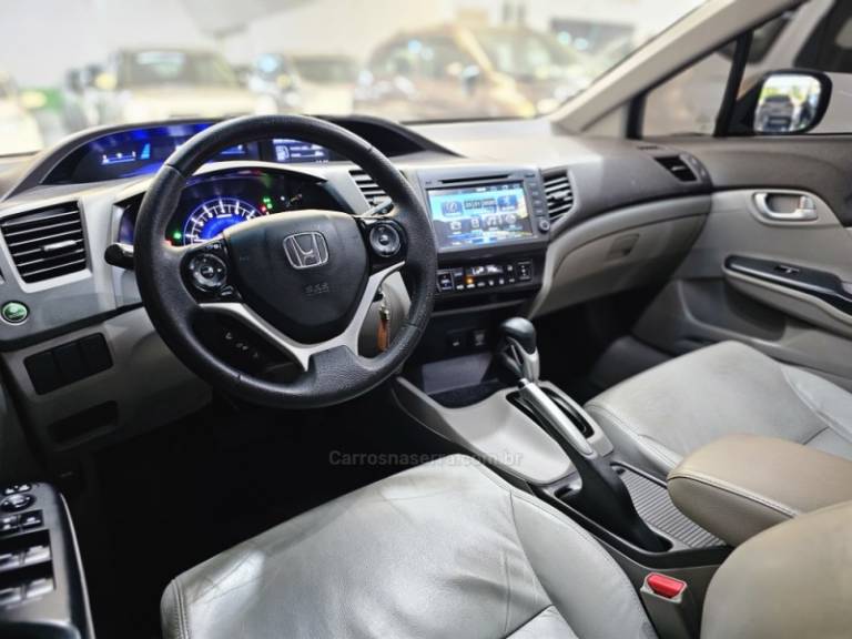 HONDA - CIVIC - 2014/2014 - Cinza - R$ 74.900,00