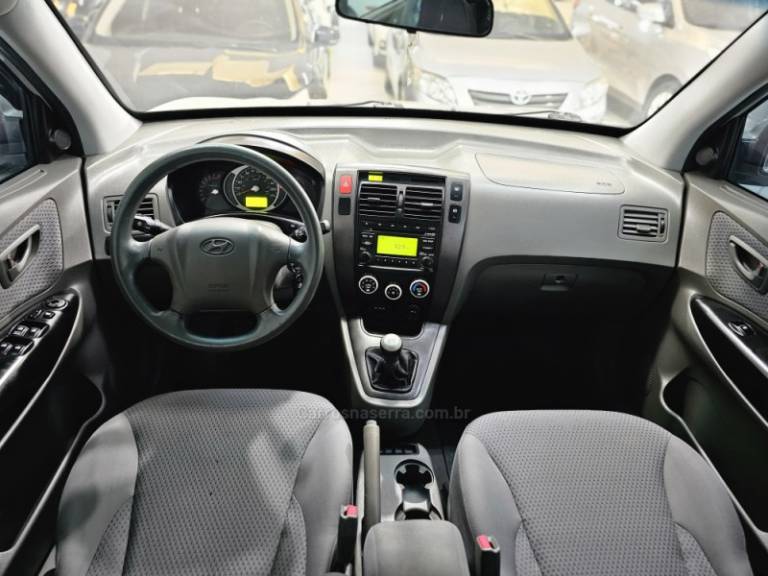 HYUNDAI - TUCSON - 2011/2011 - Prata - R$ 44.900,00